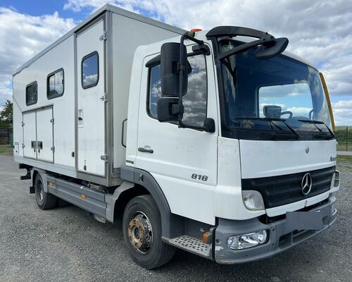 POJÍZDNÁ DÍLNA S ELEKTROCENTRÁLOU MERCEDES BENZ ATEGO 818