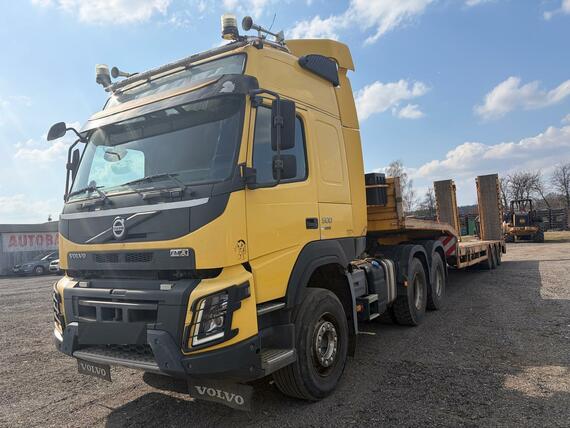 SOUPRAVA NA PŘEPRAVU STAVEBNÍCH STROJŮ Tahač Volvo FM FMX 500 + roztahovací návěs Kässbohrer