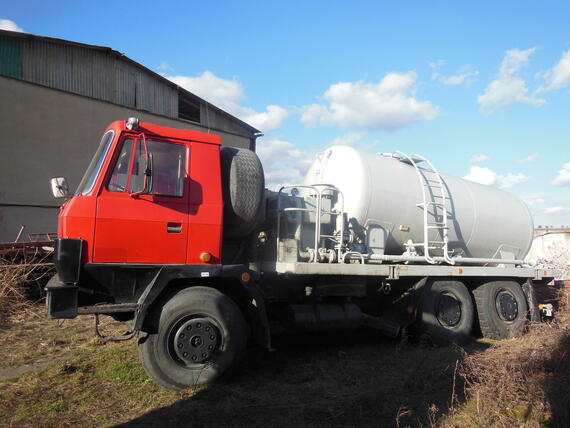 T 815 Agro