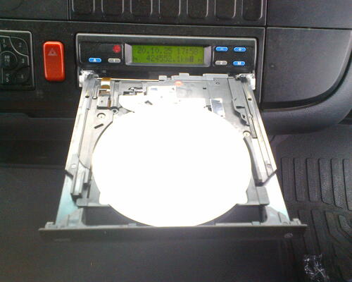 Tachograf - analogový - 24V - na kolečka - klasika - šuplík