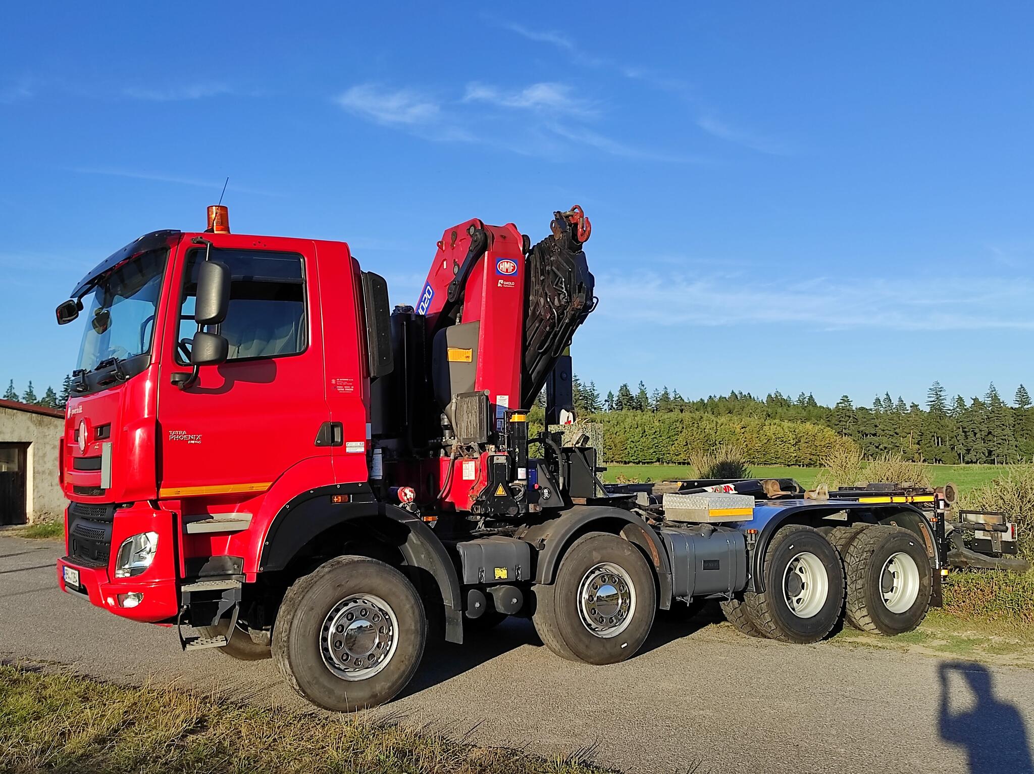 TATRA Phoenix 8x6 - nosič kontejnerů + SILNÁ hydraulická ruka