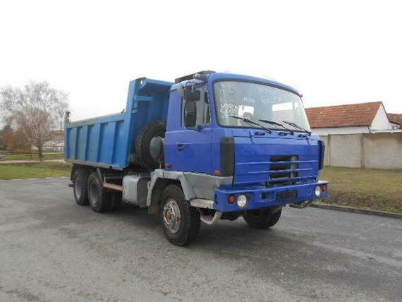 Tatra T815