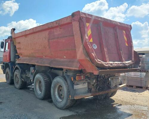 TATRA T815 TERRNO 8X8.2 