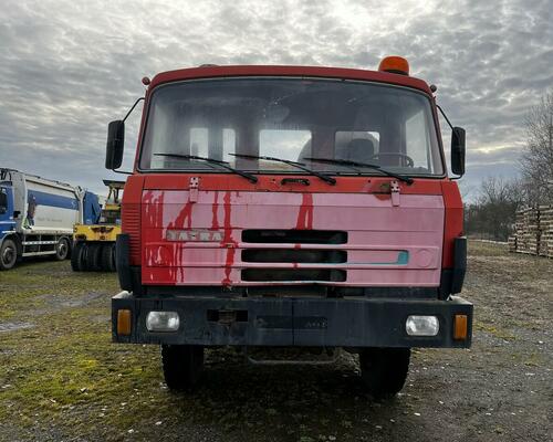 valník TATRA T815