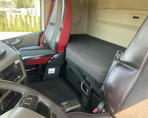 Volvo FH 500 HP VTT3R Tridem 3stranný sklápěč 8x4
