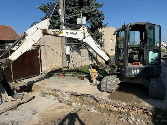 Bobcat E45