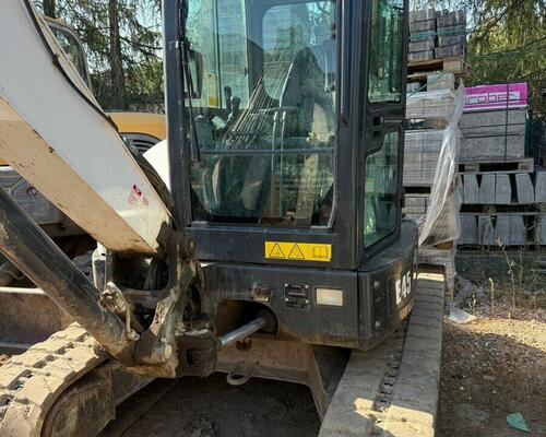 Bobcat E45