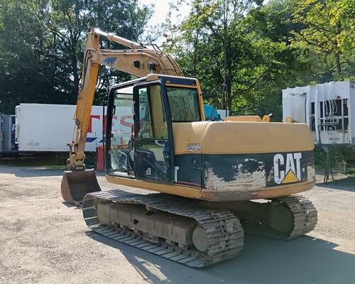 CAT 312 pásový bagr 