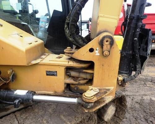 CATerpillar 307 C (Mitsubishi motor) CATerpillar 307 C (Mitsubishi motor)