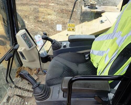 CATerpillar 307 C (Mitsubishi motor) CATerpillar 307 C (Mitsubishi motor)