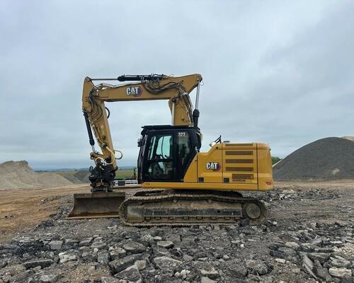 Caterpillar 323