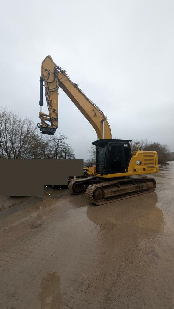 Caterpillar 330 