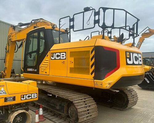 JCB 220X 2021 LC 4F -  3500mth - TOP stav