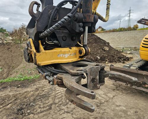 JCB 8055ZTS + Tiltrotátor Engcon JCB 8055ZTS + Tiltrotátor Engcon