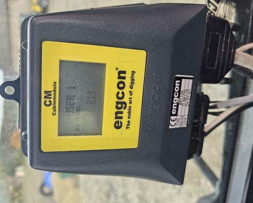 JCB 8055ZTS + Tiltrotátor Engcon JCB 8055ZTS + Tiltrotátor Engcon