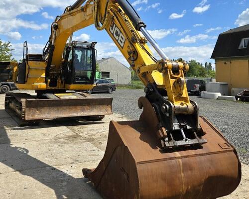 JCB JZ 235 LC