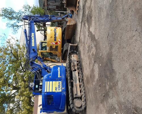 Komatsu PC138-10