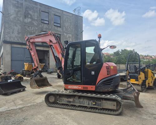KUBOTA KX080-4