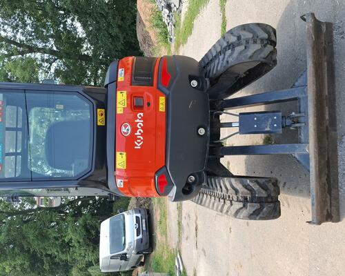 Kubota U27-4