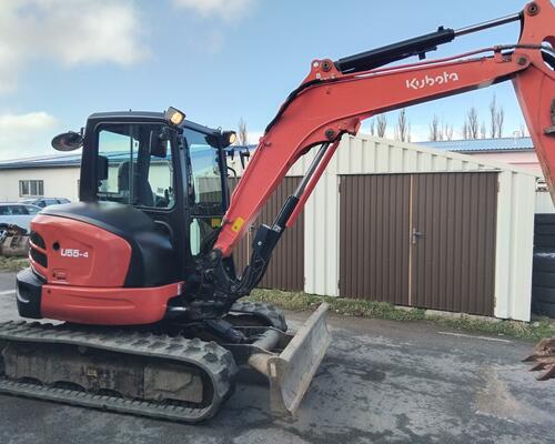 Kubota U55-4