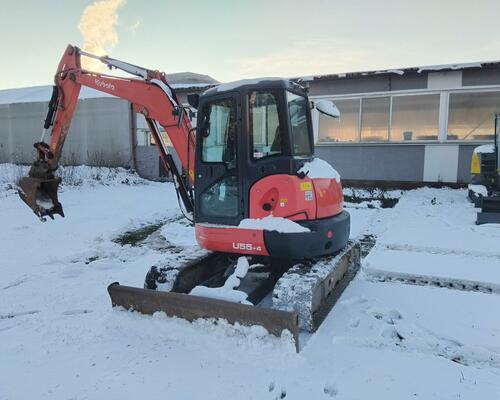 Kubota U55-4