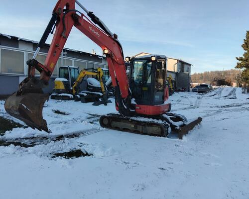 Kubota U55-4