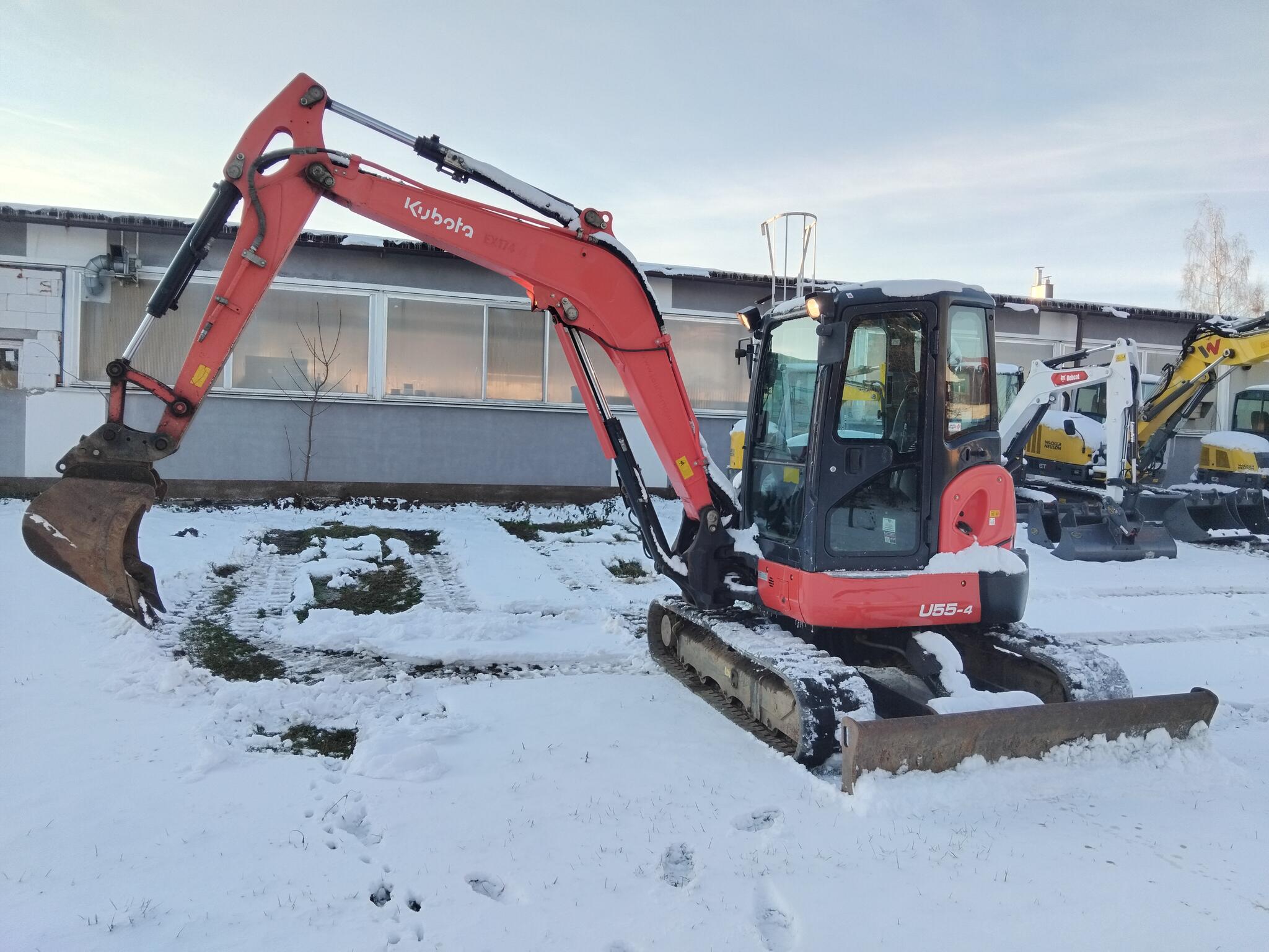 Kubota U55-4 Dlouhé rameno