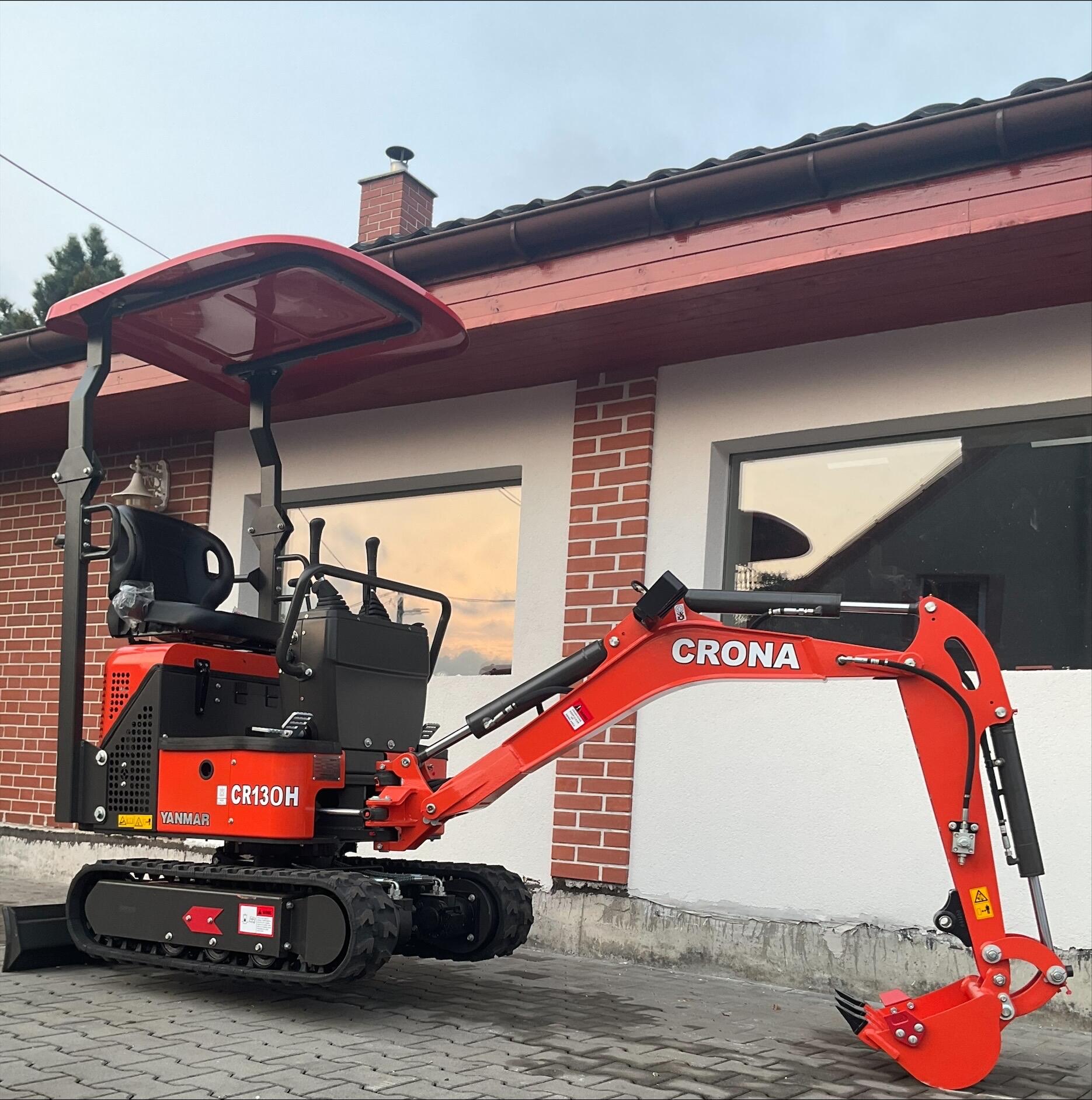 Minibagr CR13OH, bagr tříválec