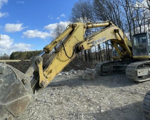 New Holland E 485 Kobelco