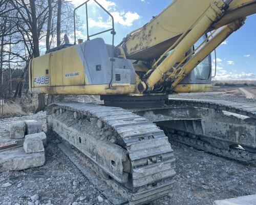 New Holland E 485 Kobelco