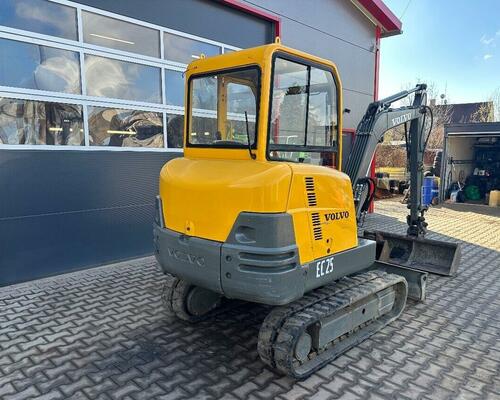 Pásové rypadlo bagr Volvo EC25 Pásové rypadlo bagr Volvo EC25