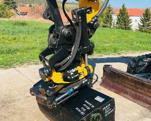 Pásové rypadlo JCB 67C-1 (Možnost leasingu)