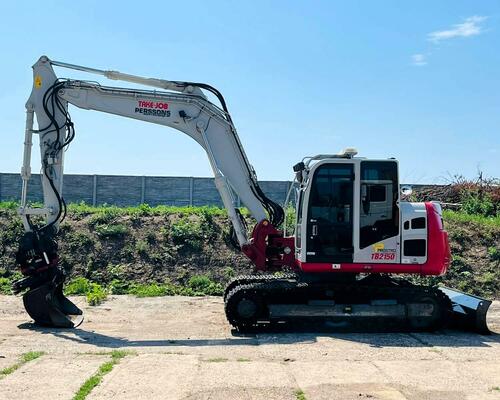 Pásové rypadlo Takeuchi TB2150 (Možnost leasingu)
