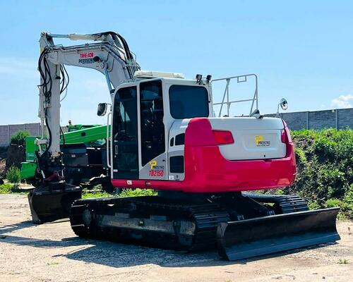 Pásové rypadlo Takeuchi TB2150 (Možnost leasingu)