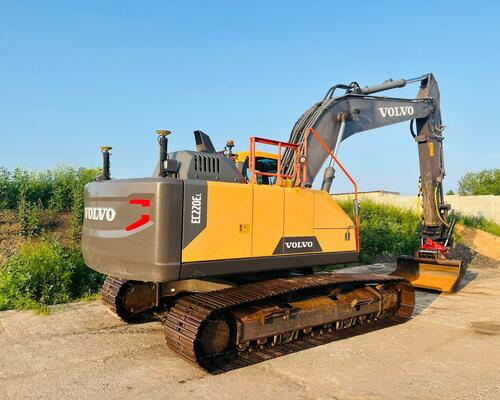 Pásové rypadlo Volvo EC220EL (Možnost leasingu)
