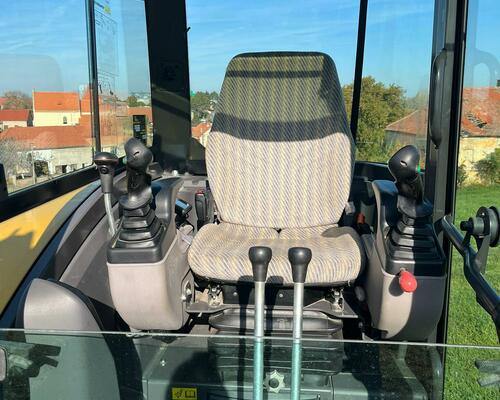 Pásové rypadlo Volvo ECR50D (Možnost leasingu)