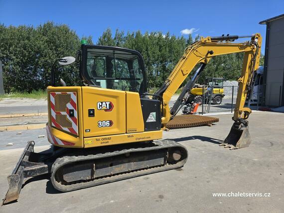 Pásový bagr CAT 306 CR, rok výroby 2021, 1769 motohodin