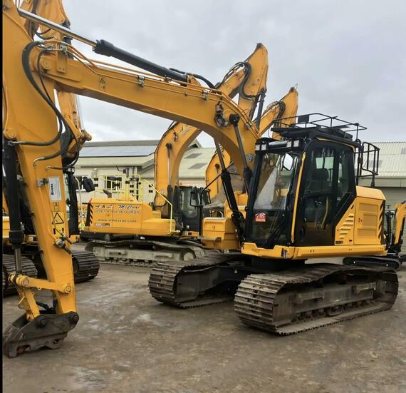 Pásový bagr JCB 150X, r.v. 2022, 3796 mth, TOP STAV