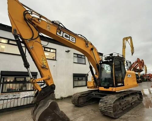 Pásový bagr JCB 220X L, rok výroby 2019, 3128 motohodin