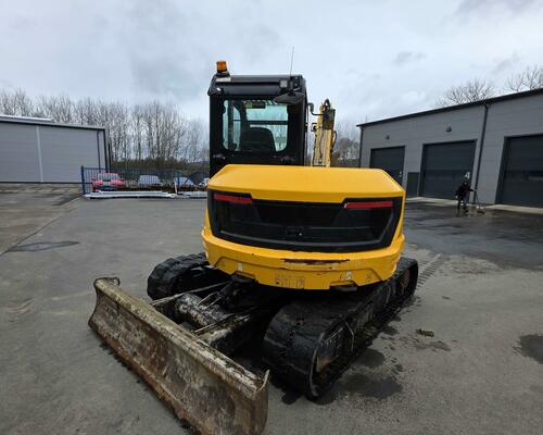 Pásový bagr JCB 86C-2, rok výroby 2021, 4633 motohodin