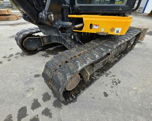 Pásový bagr JCB 86C-2, rok výroby 2021, 4633 motohodin