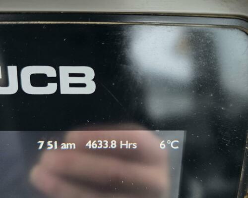 Pásový bagr JCB 86C-2, rok výroby 2021, 4633 motohodin