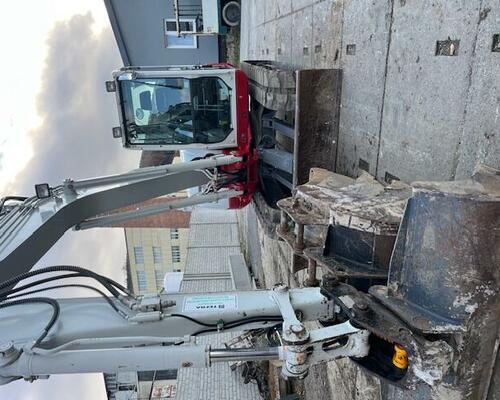 TAKEUCHI TB290