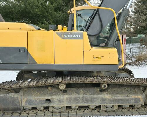 Volvo EC 220 DL