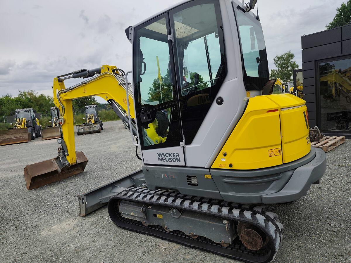 Wacker Neuson ET 42 Nové pásy