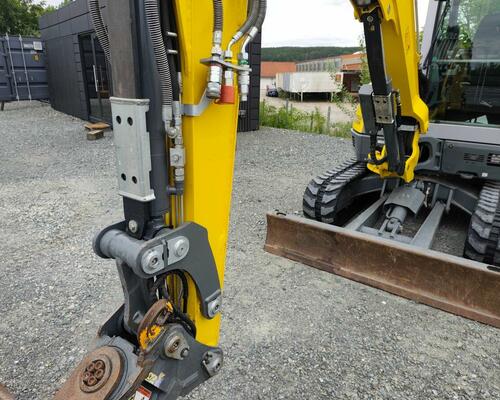 Wacker Neuson ET 42 Nové pásy