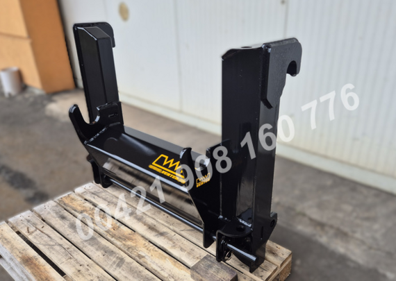 Adapter, redukce JCB Qfit teleskop / Manitou náradie, prídavné zariadenia