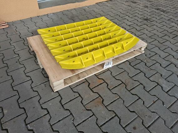 Boční ližiny na vibrační desku Wacker Neuson