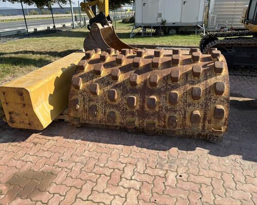 Caterpillar Ježkový běhoun