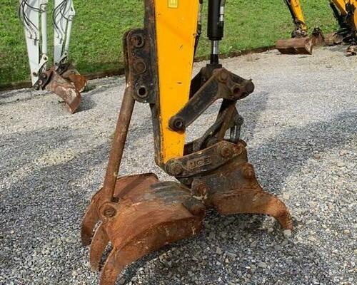Drapák pro stroje JCB CAT